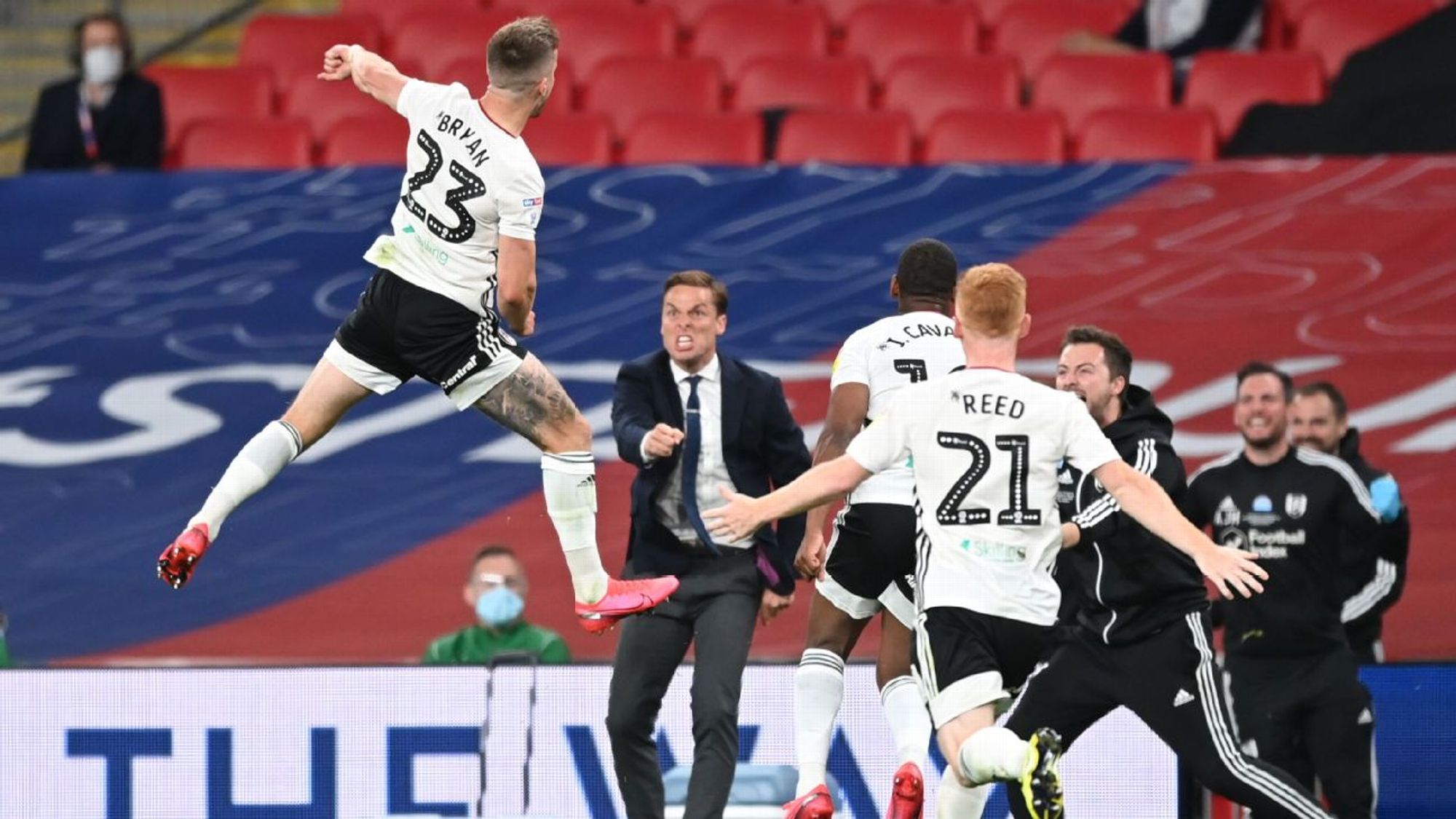 合了球队希 合了球队希